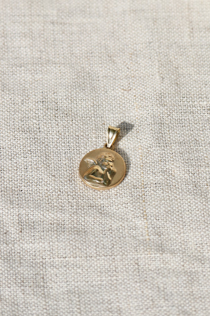 Cherub Angel Medallion Pendant - 14k Yellow Gold