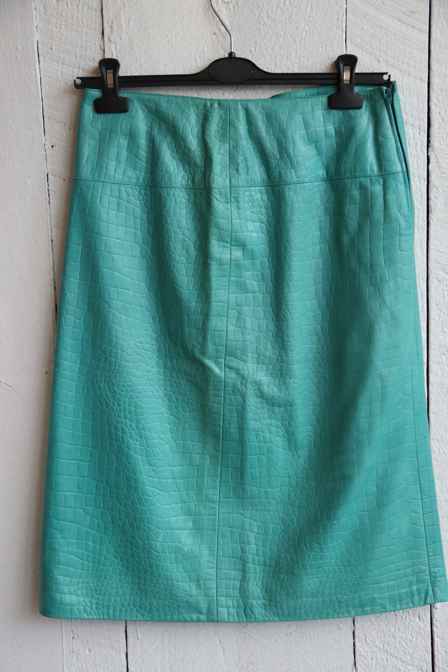 Variazioni turquoise leather skirt