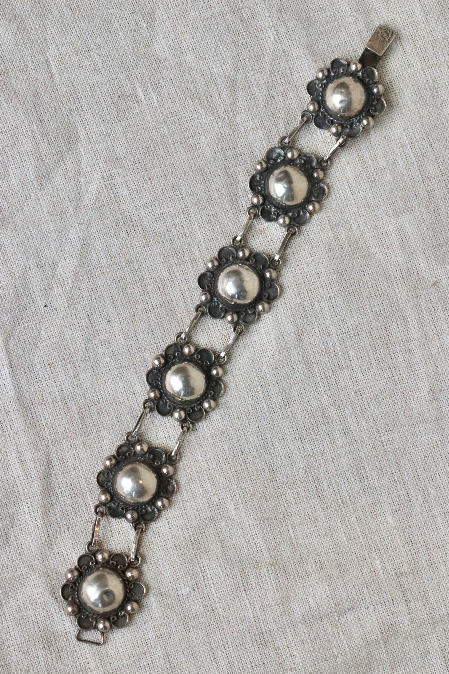 Sterling Silver floral medallion link bracelet