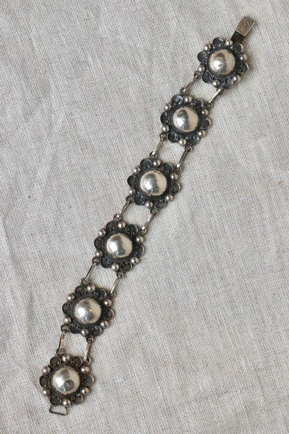 Sterling Silver floral medallion link bracelet