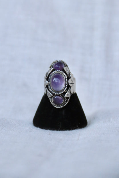 Mexican Sterling Silver Poison Ring with Amethyst