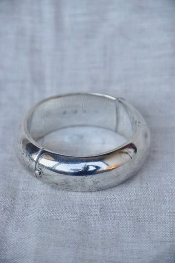 Lico Mexico Sterling Silver hollow hinged bangle bracelet - as is