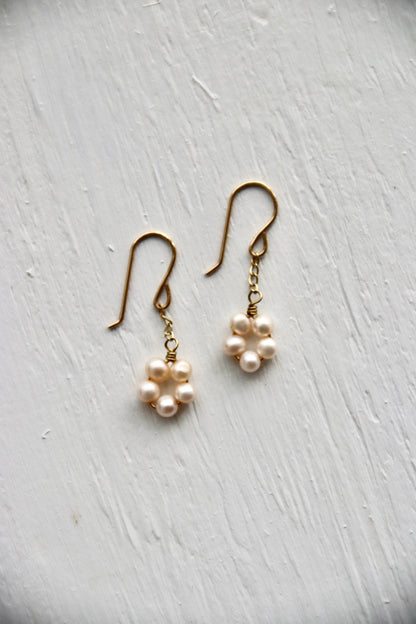 14k yellow gold and pearl flower earrings