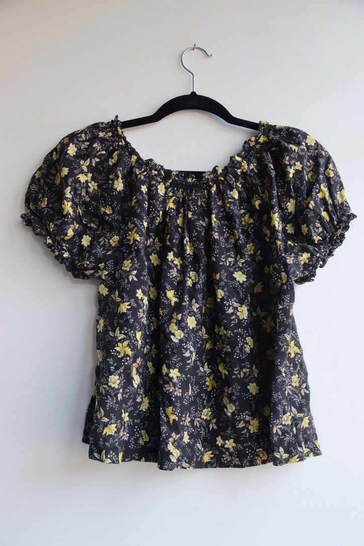 DÔEN Frederica Top in Noir Winding Blossoms