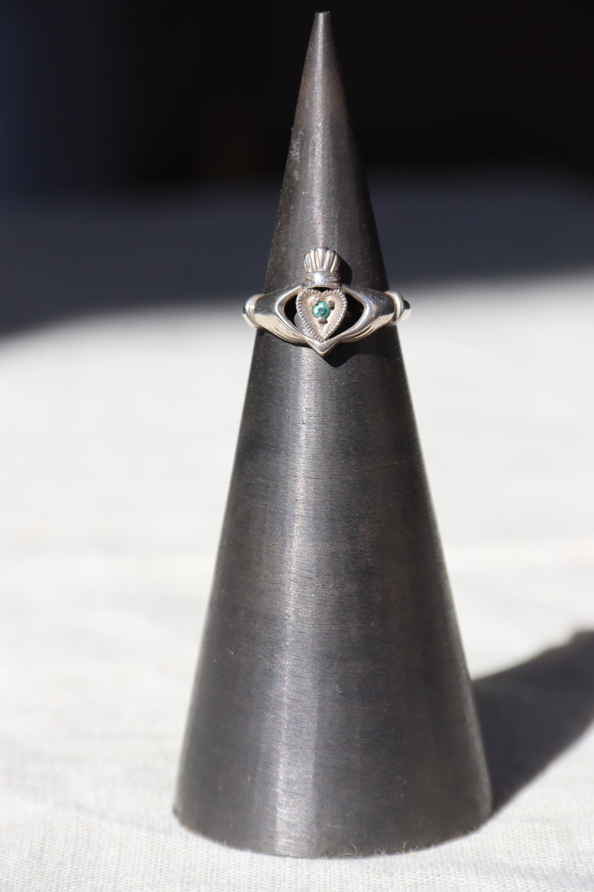 Emerald Claddagh sterling silver ring