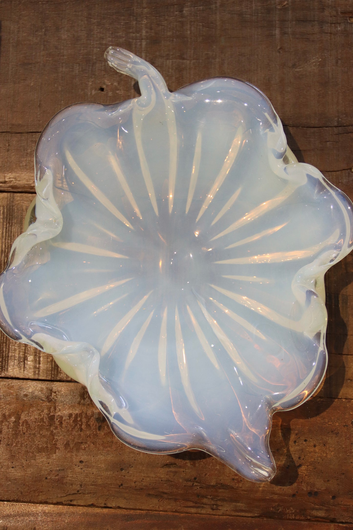 Opalescent Glass Leaf Bowl