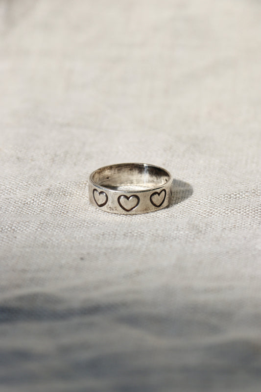 sterling silver engraved heart eternity band ring