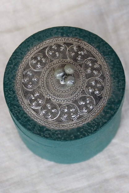 Vintage Mango Wood Trinket Box