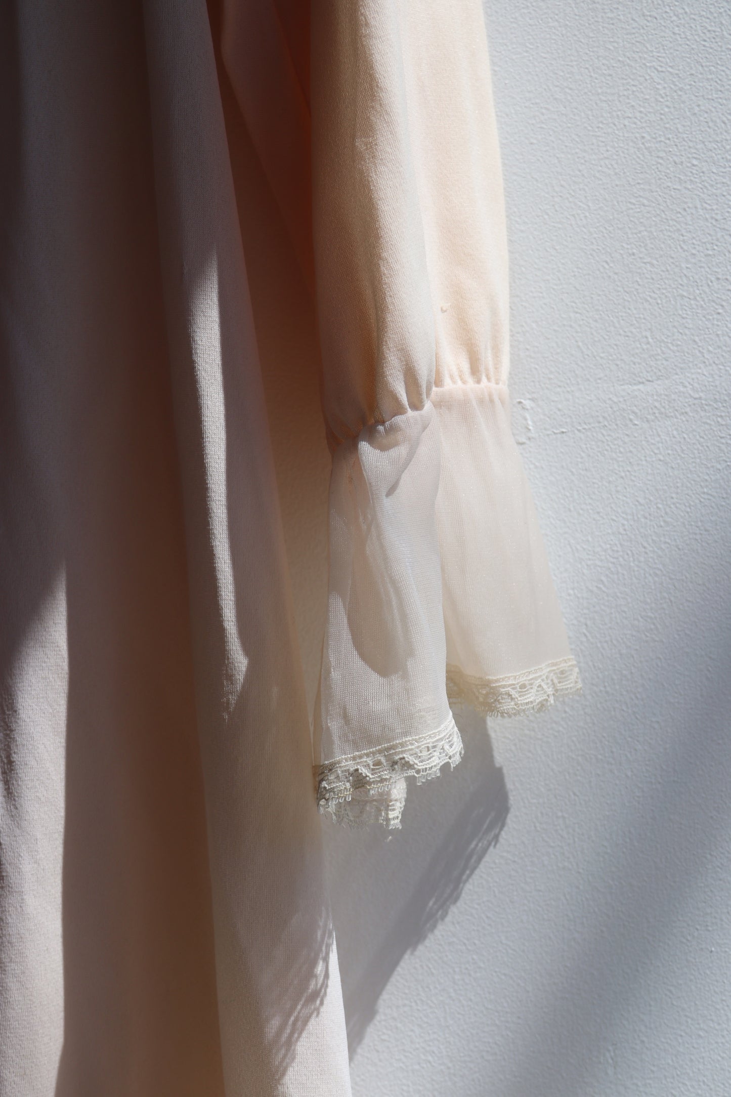 Vintage Ruffle Long Top