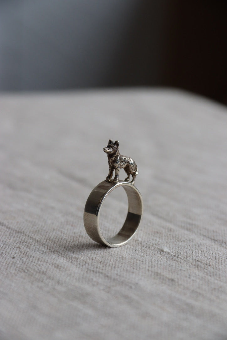 Sterling Silver Dog Sculpture Ring