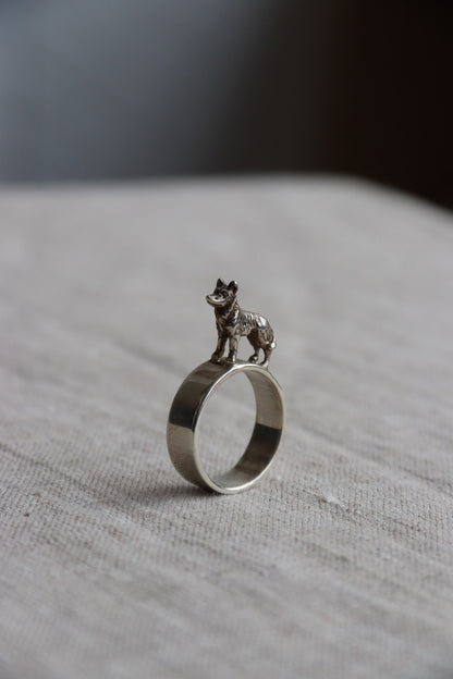 Sterling Silver Dog Sculpture Ring