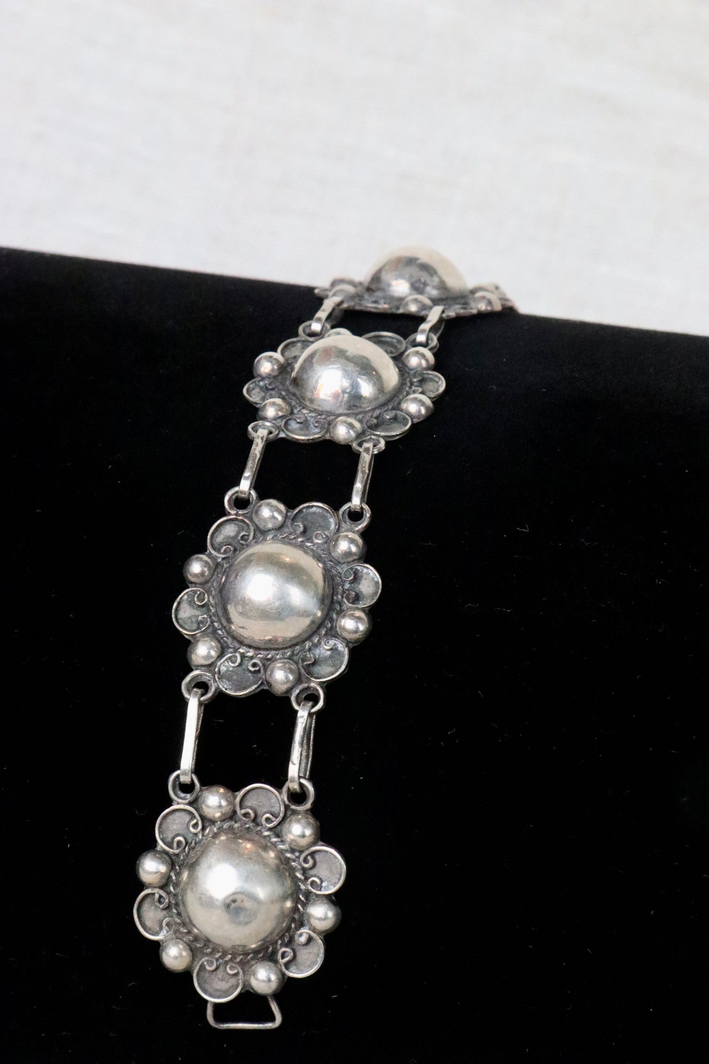 Sterling Silver floral medallion link bracelet
