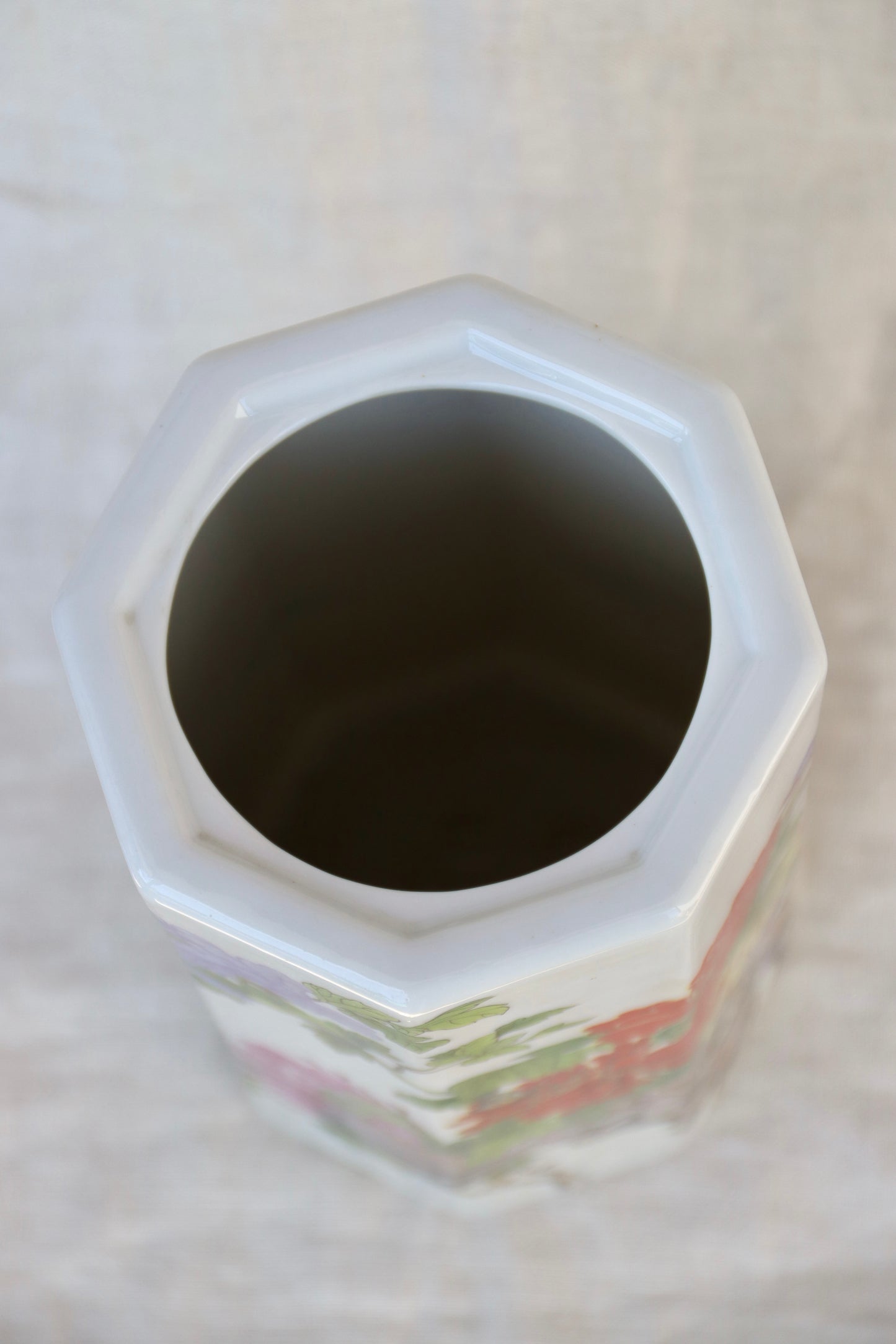 vintage Chinese hexagonal vase