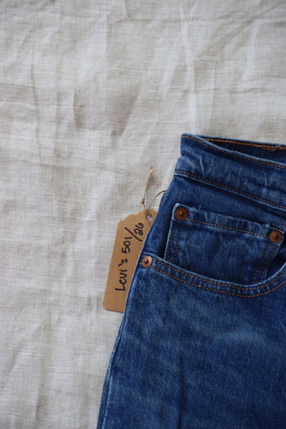 Levis 501 Blue Jeans - 26