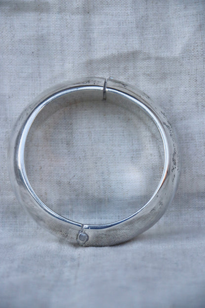 Lico Mexico Sterling Silver hollow hinged bangle bracelet - as is