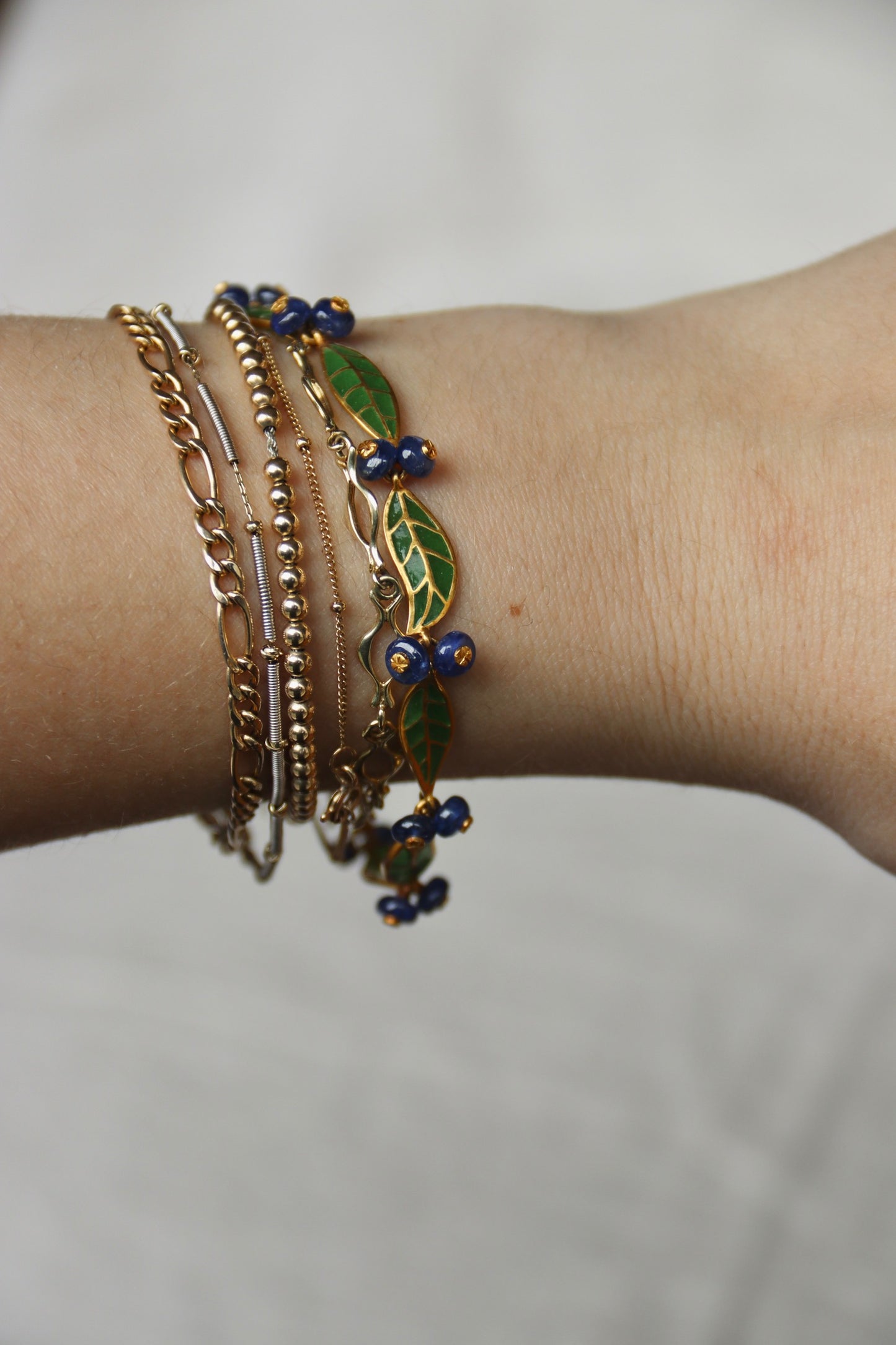T.W. McClelland Sapphire Blueberry Bracelet - 18K Gold