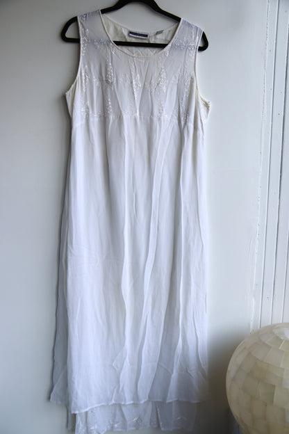 Amanda Smith White Embroidered Top and Dress Set