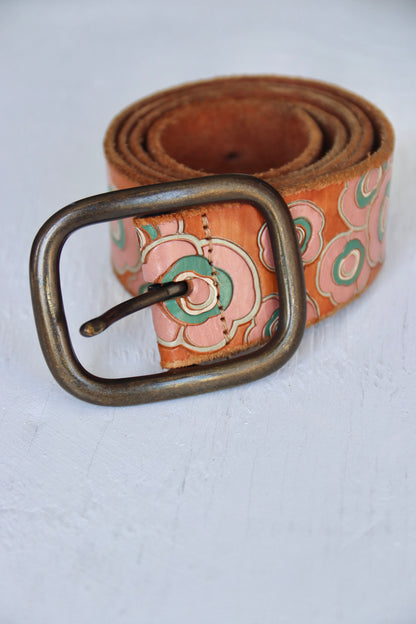 Vintage Gap flower leather belt