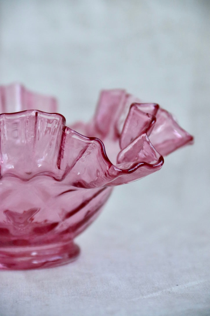 Dark Pink Ruffle Edge Bowl
