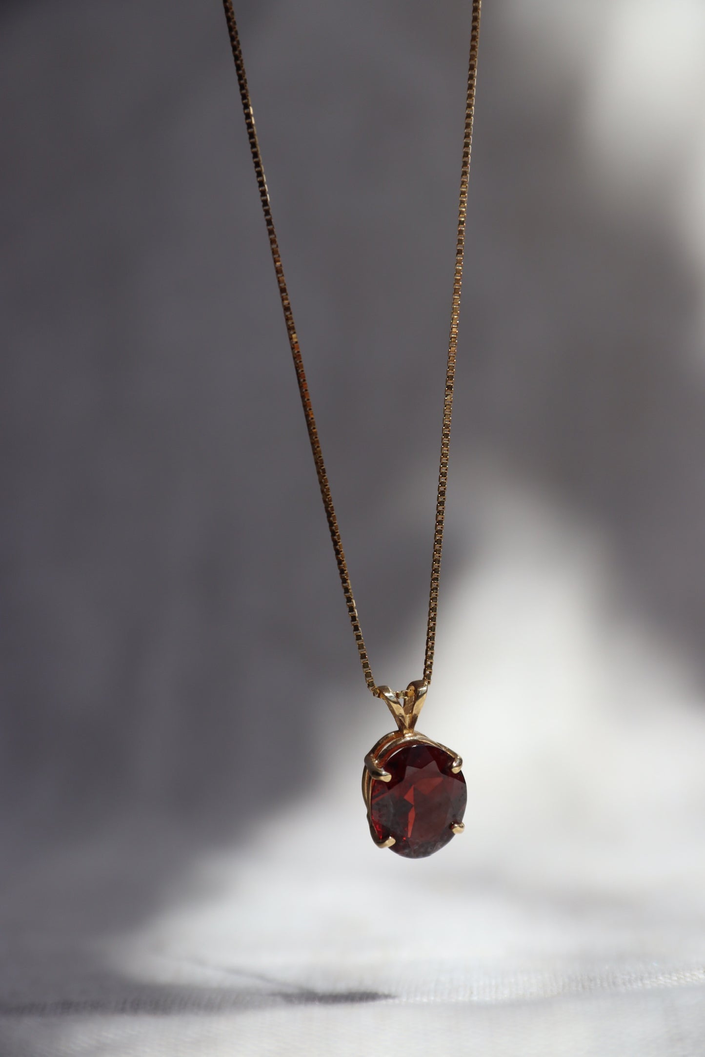 14K Garnet Pendant Necklace