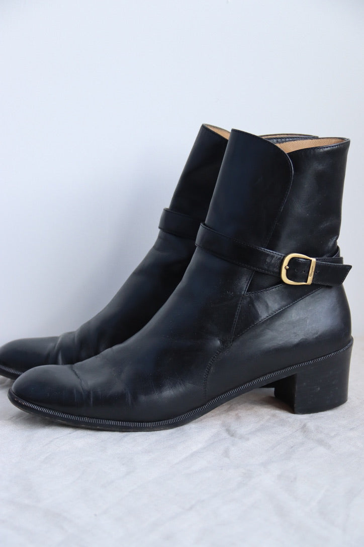 Ferragamo Black Leather Boots - 10