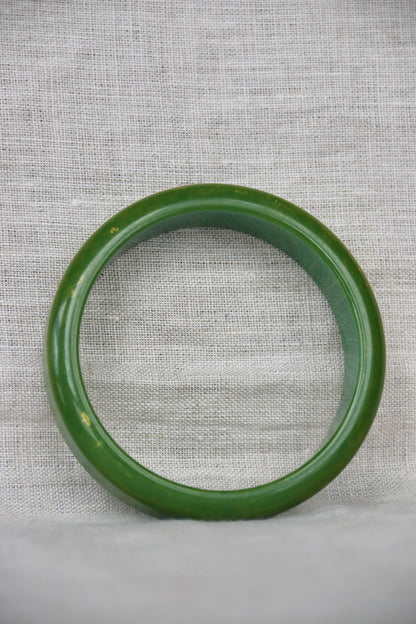 Green Bakelite Bangle Bracelet