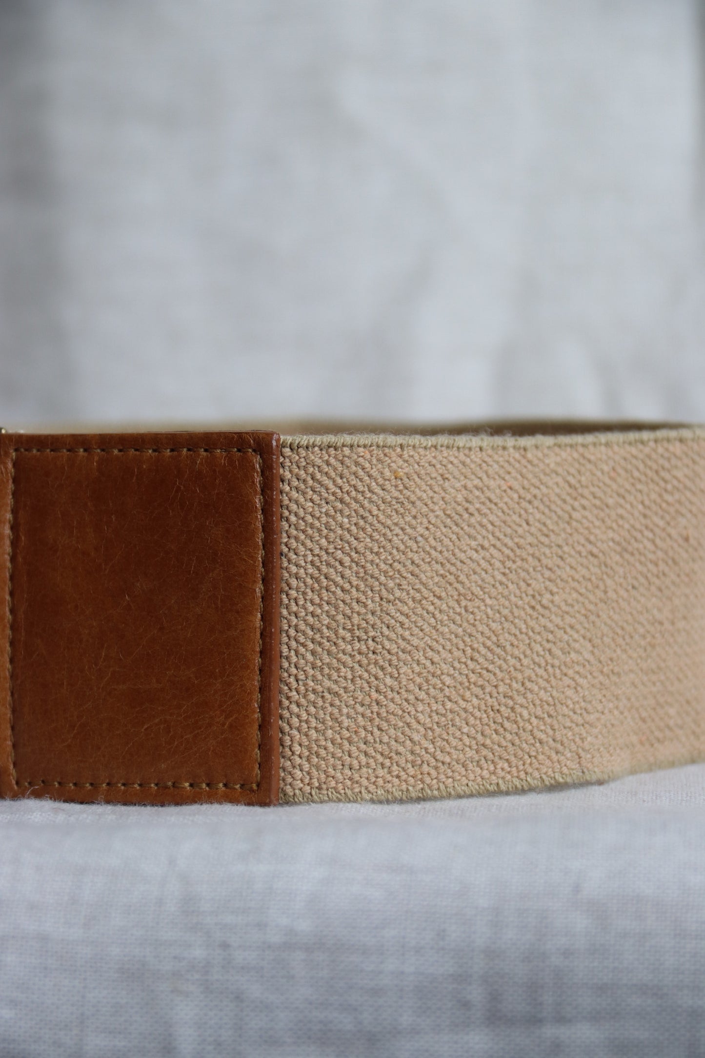 Hyde Collection Stretchy Belt