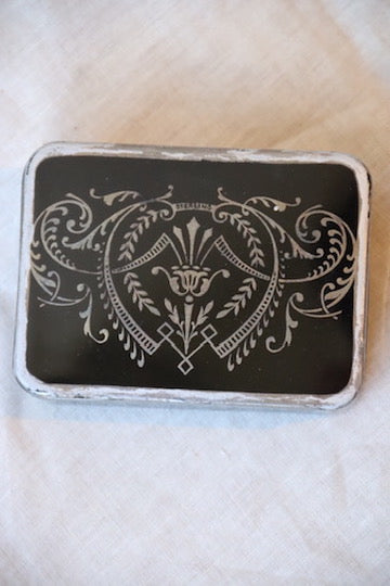 Black Glass Box