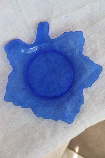 Set of 4 Cobalt Blue LE Smith Mt Pleasant Leaf Plates Dishes