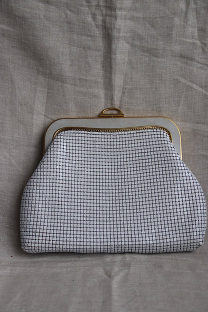 Vintage Yueton White Chain Mesh Purse with Gold Details