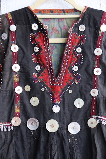 Embroidered Pakistani Kohistani Jumlo