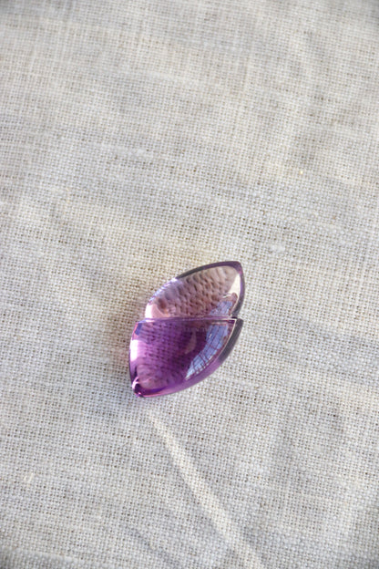 Munsteiner amethyst