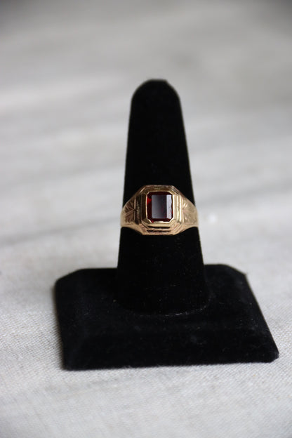 Vintage 10K Ruby Ring