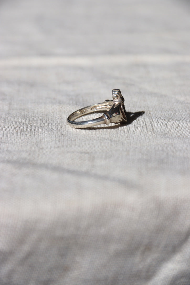 Emerald Claddagh sterling silver ring