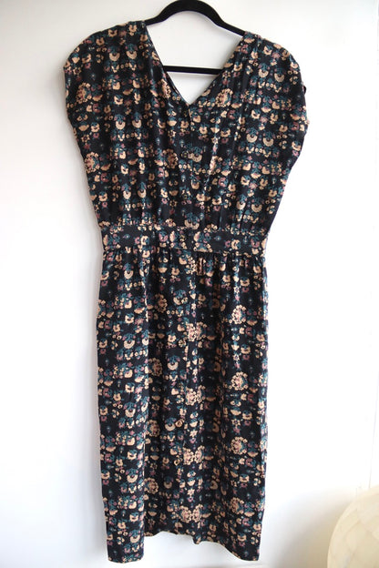 No. 6 Store Dress