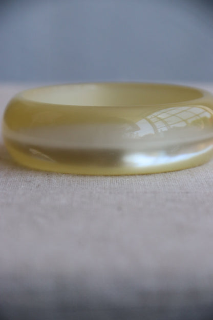 Shiny Lucite Bangle