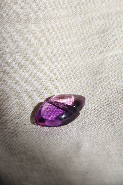 Munsteiner amethyst