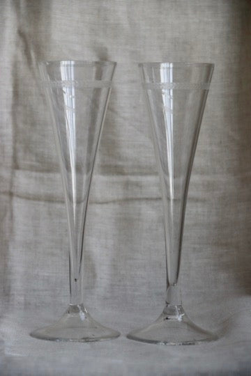 Set of 2 Vintage Champagne Flutes