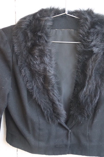 Vintage Cropped Black Wool Jacket with Faux Fur