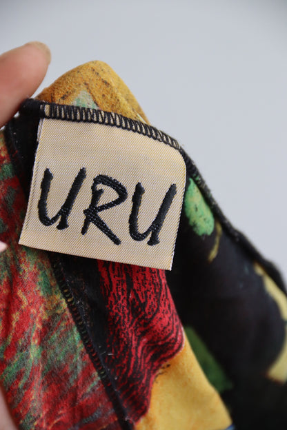 Uru Scarf