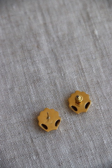 Gold Shell Studs