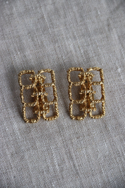 Gold Chain Clip On Earrings