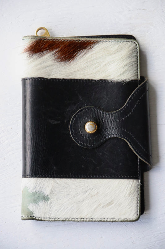 Il Bisonte Cowhide Leather Wallet