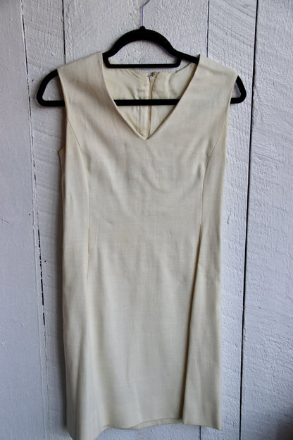 Vintage 60s White V-Neck Dress