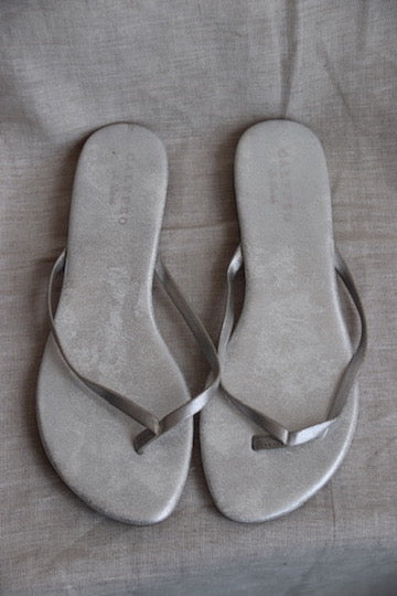 Calypso St. Barth Silver Leather Penny Flip Flops - 10