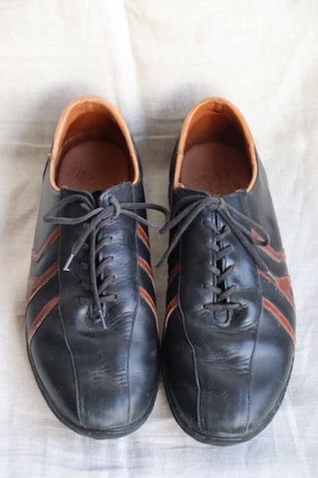 Allen Edmonds Traveler Black Leather Sneakers