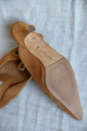 Manolo Blahnik Brown Suede Heels