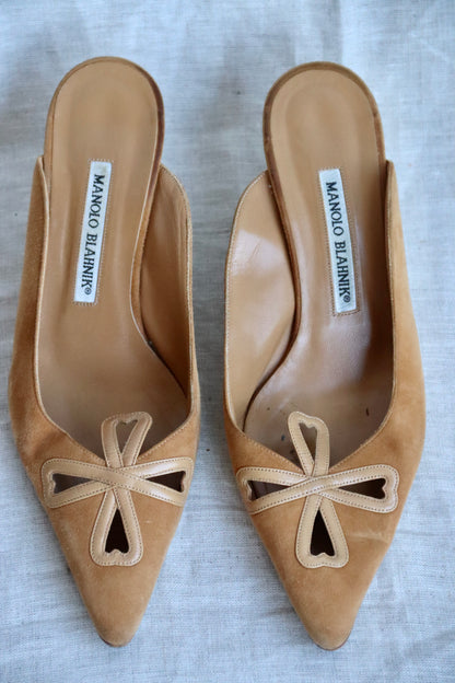 Manolo Blahnik Brown Suede Heels