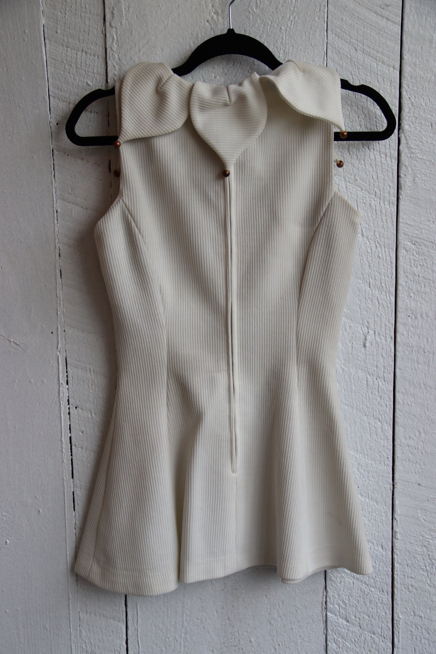 White Tennis Dress with Petals - 1970s