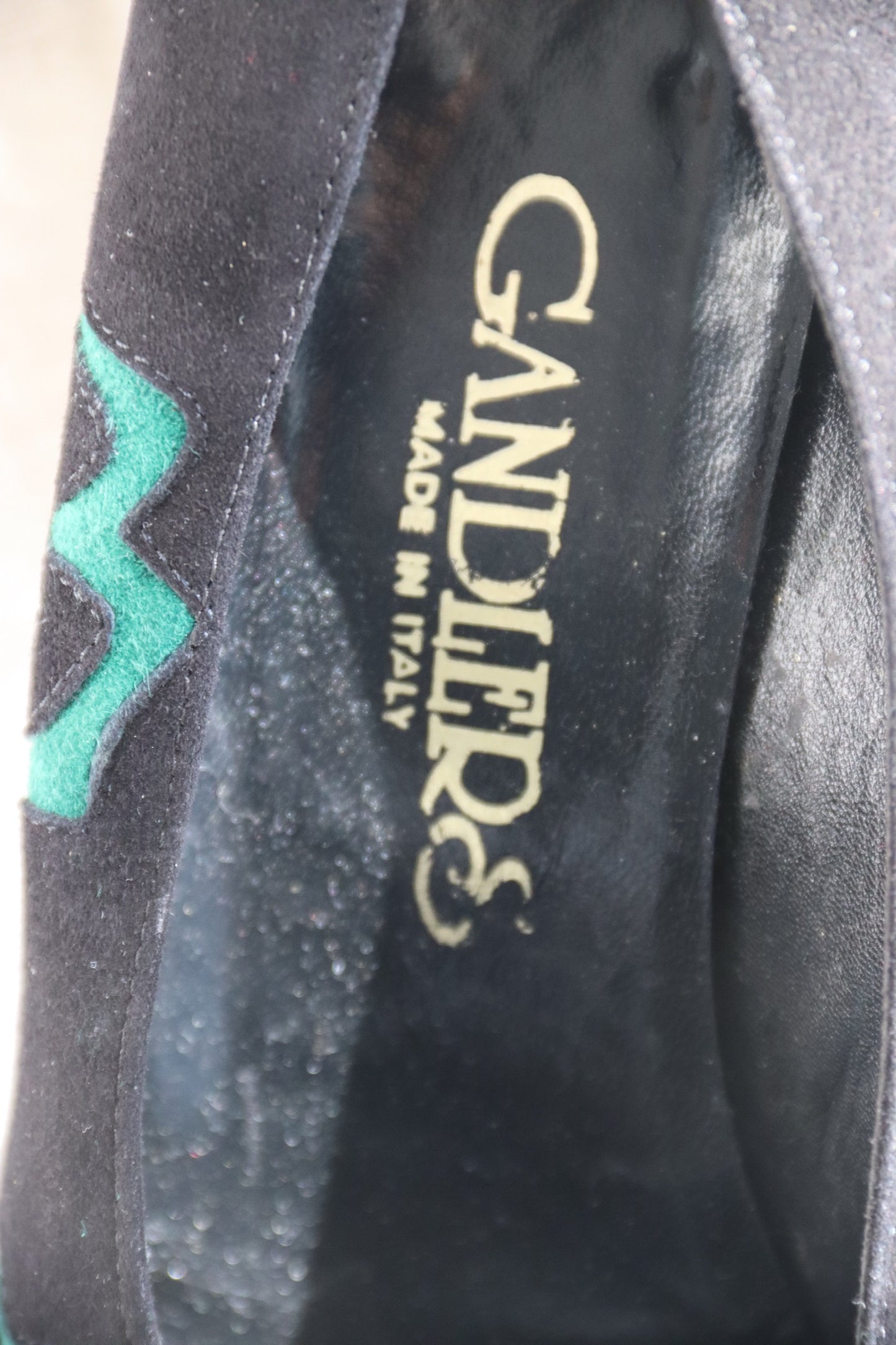 Vintage Gandlers black and green suede heels